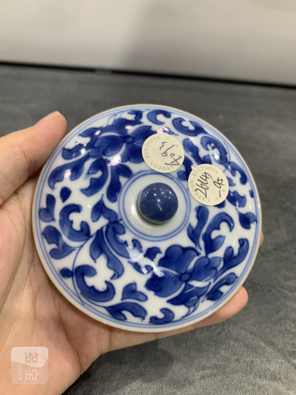 清康熙青花缠枝花卉纹铃铛盖杯 - 图9